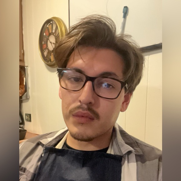 Meet your Posher, Jesse - Picture 4 of 5